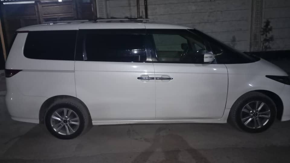 Honda Elysion Sotiladi