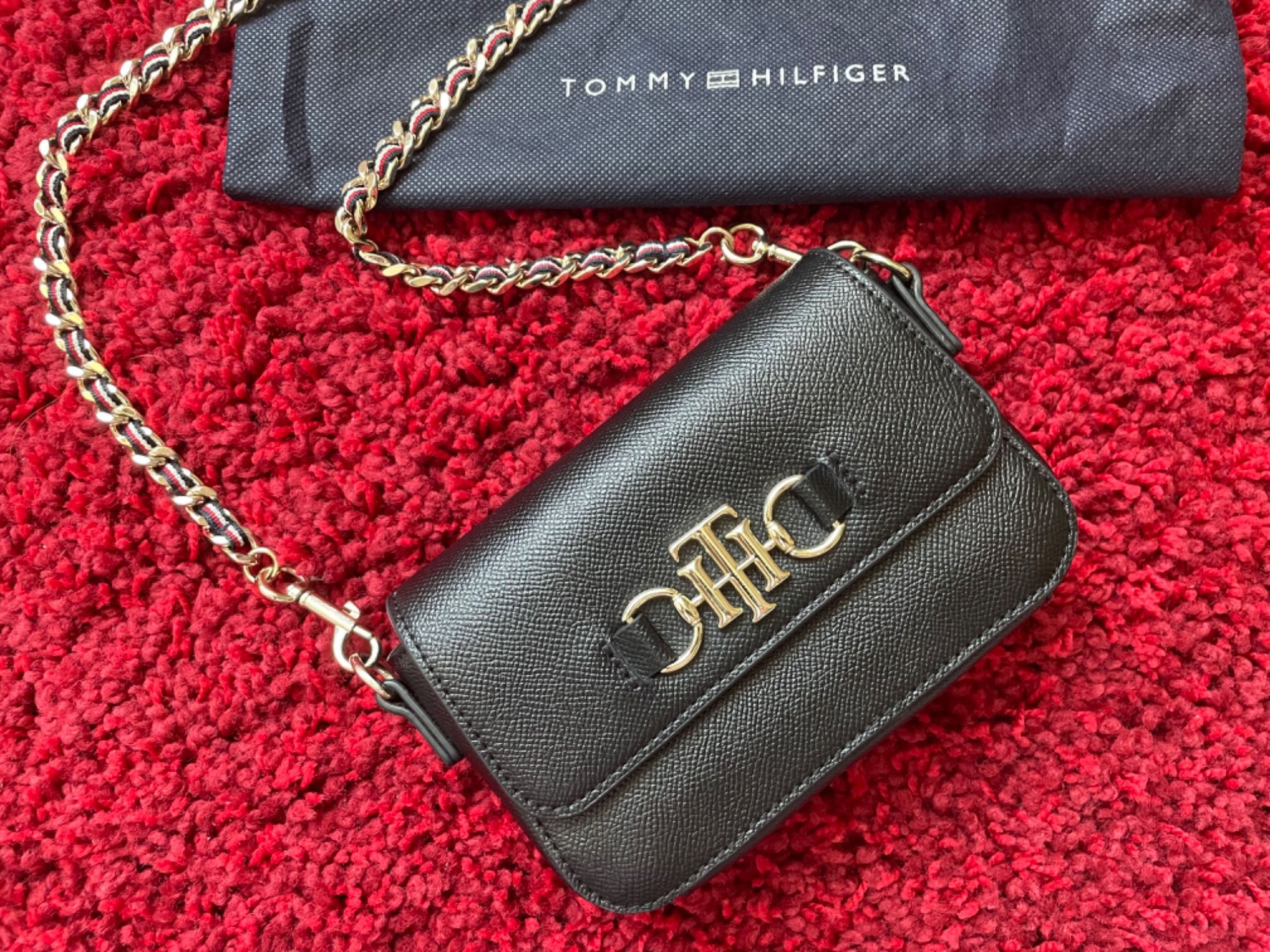 Дамска чанта Tommy Hilfiger