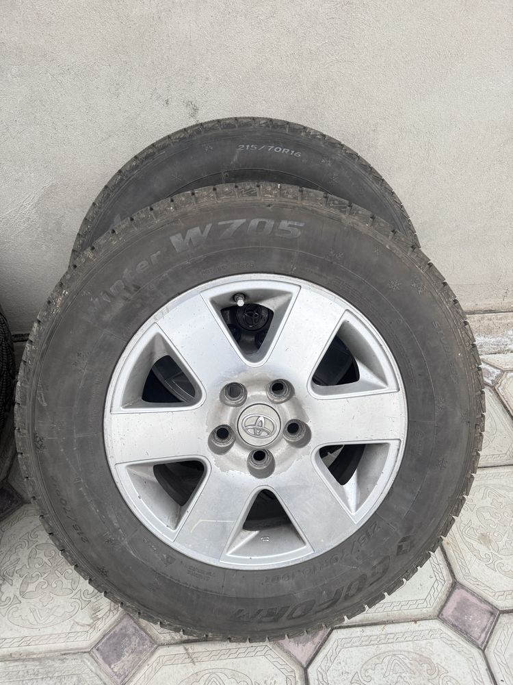 Продам диски с резиной