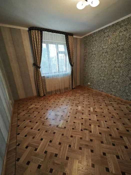 Продается квартира 5/3/4 метро БУЮК ИПАК ЙУЛИ