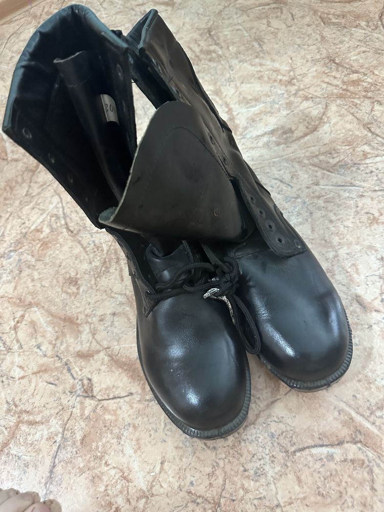 Продам берцы 45 р