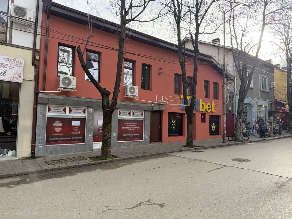 Офис-магазин под наем