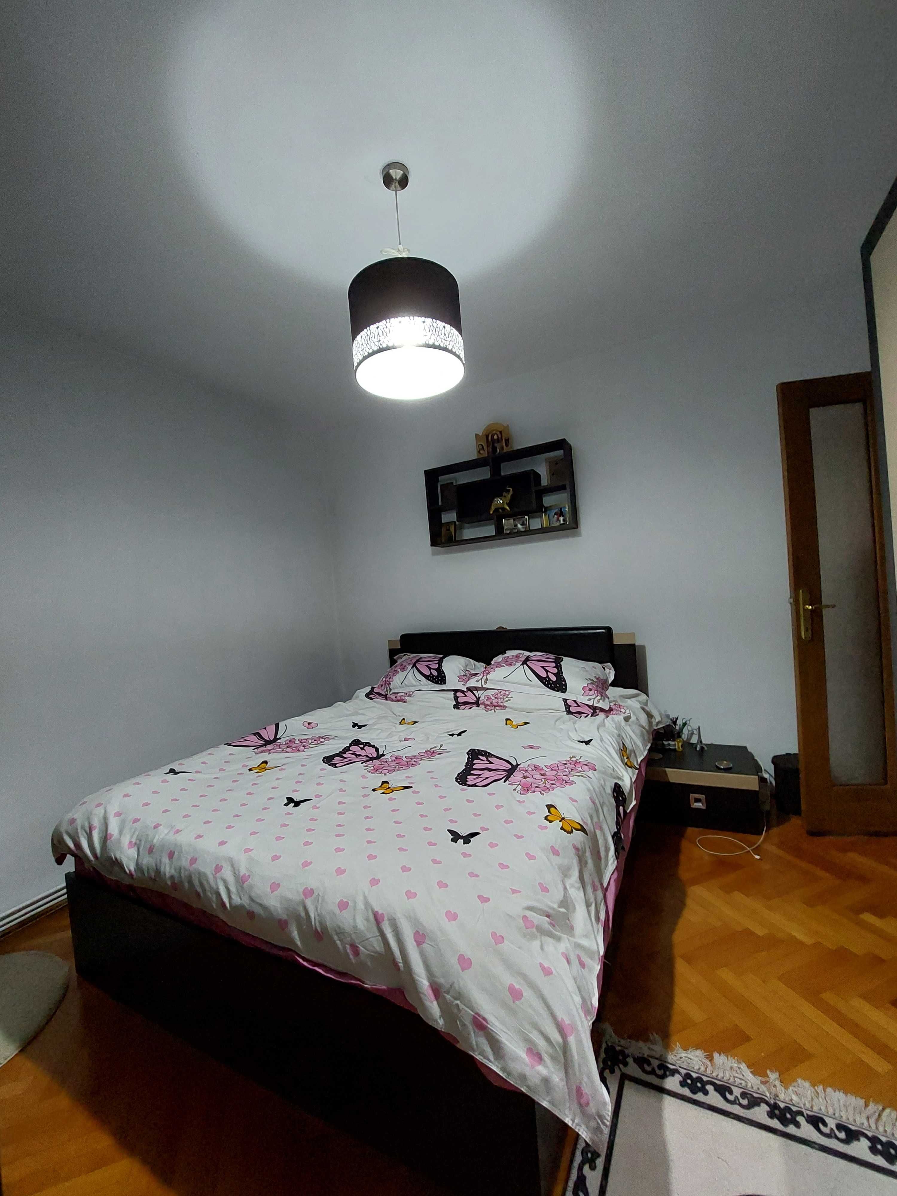 Vand apartament 2 camere Câmpina