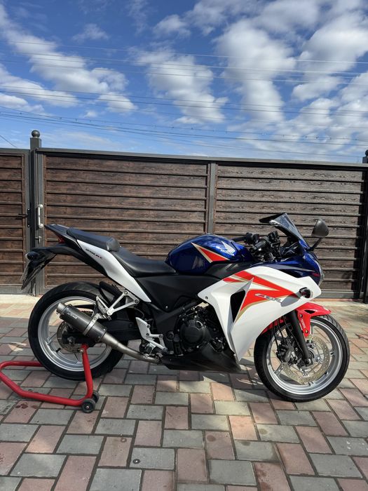 Honda cbr 250r ABS