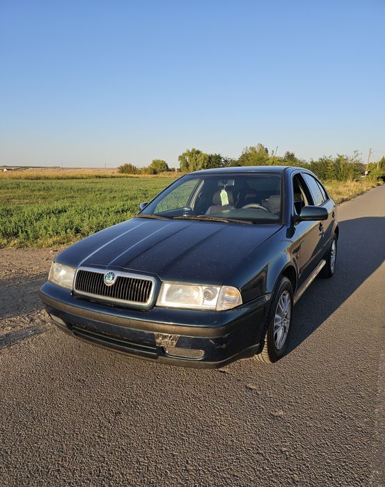 Skoda octavia 1 1.6 benzina