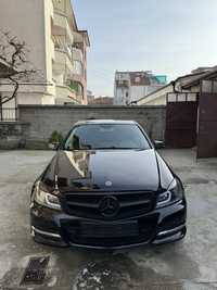 Mercedes c 180 бензин