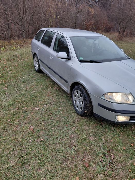 Vând Skoda octavia 2