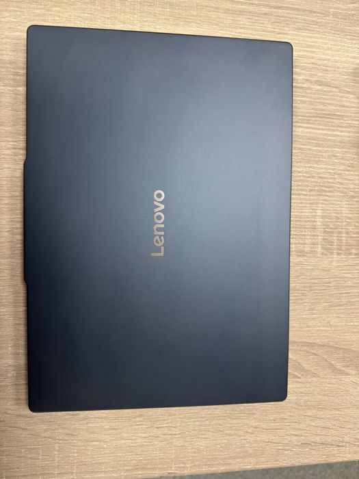 Laptop Lenovo 14AHP10