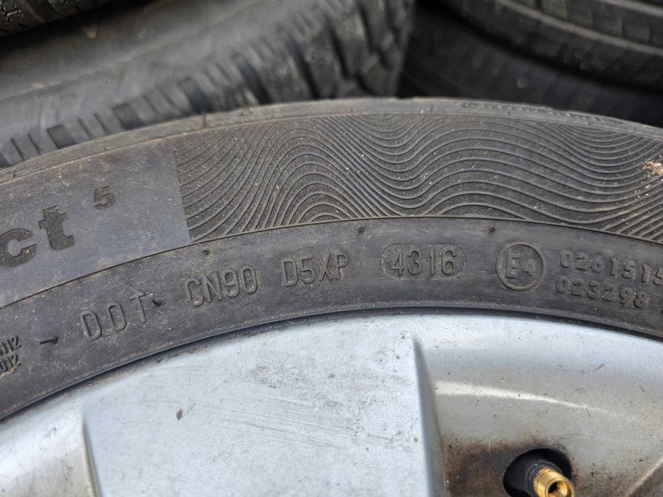 4бр Летни гуми 185 60 15 - Continental