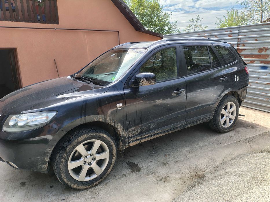Vând sau dezmembrez hyundai santa fe