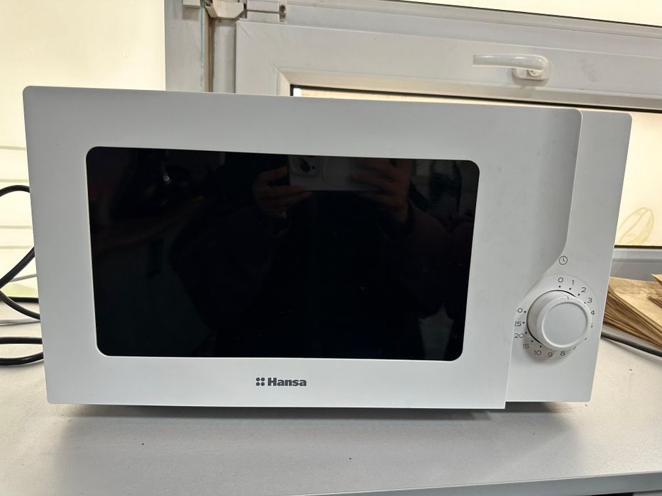 Продаётся микроволновка Hansa