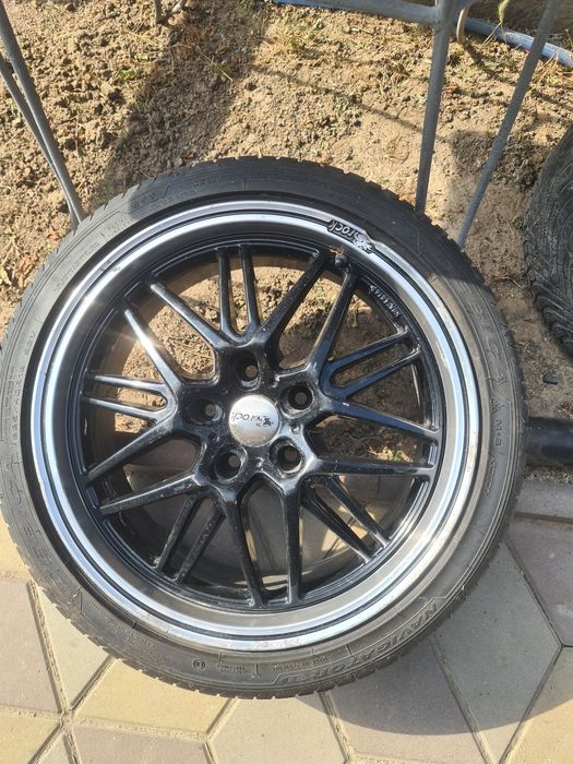 Vând o jantă r18 brock