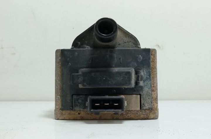 Bobina inductie  867905104A Volkswagen VW Polo a 3-a generatie 6N ser