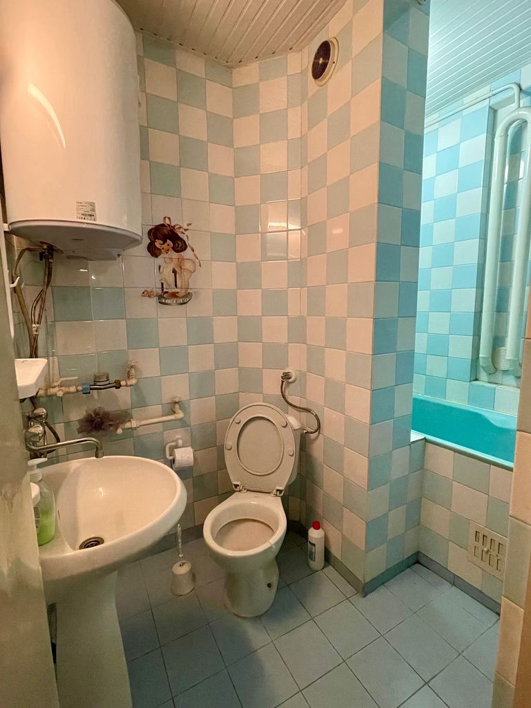Дава се под наем Четиристаен апартамент в Варна, Младост 2 - 120 кв.м за 600 € - Снимка #7