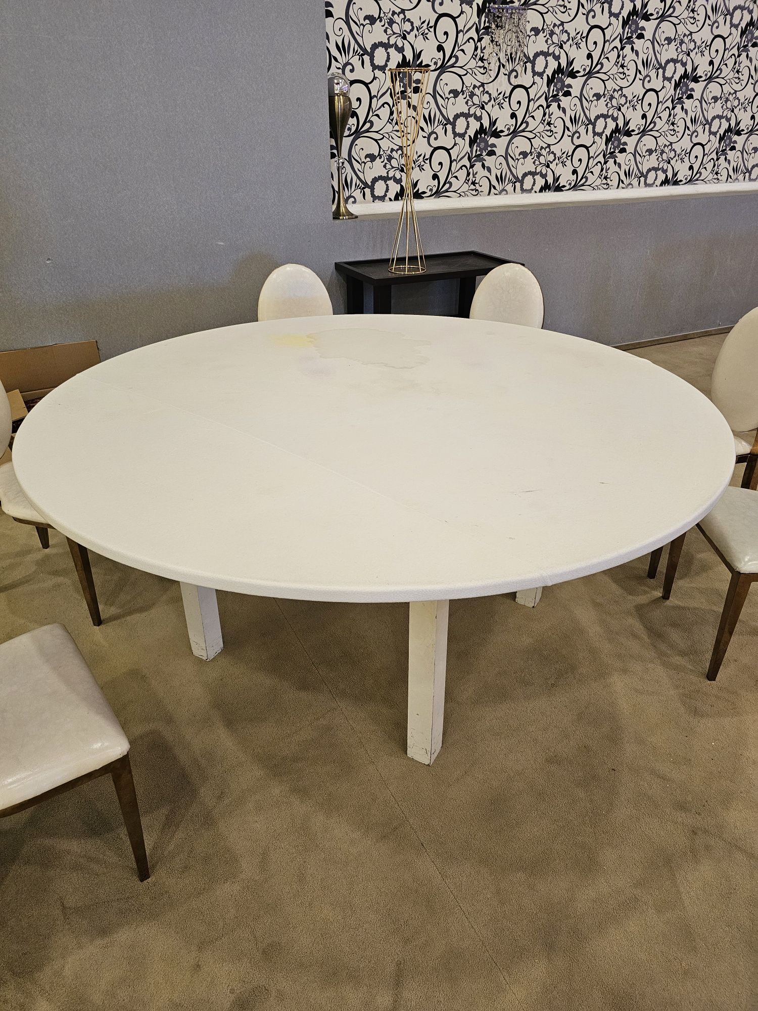 Masa rotunda 180 cm