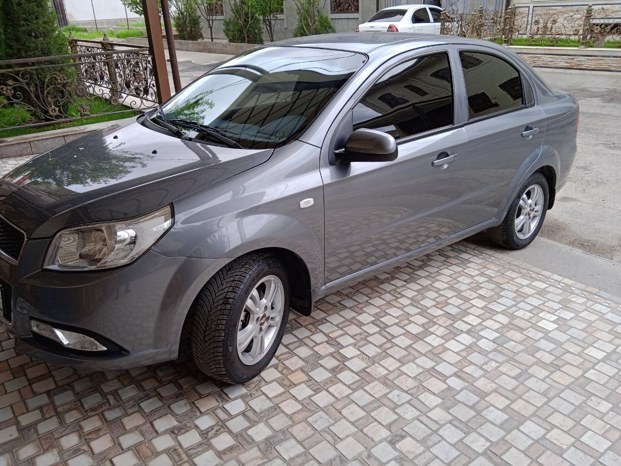 Chevrolet nexia3 LTZ Aftamat