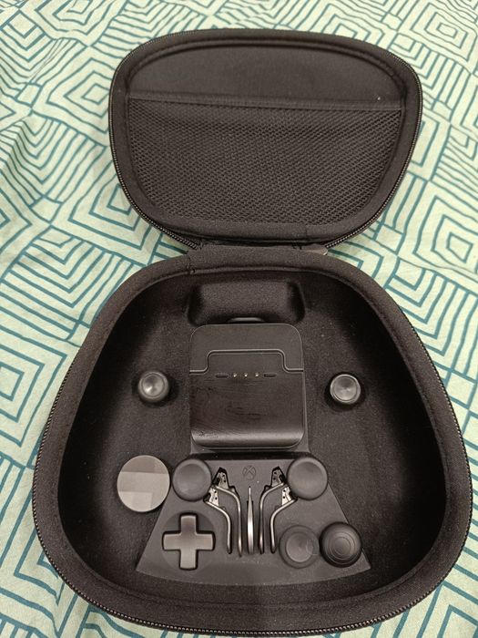 Xbox elite series 2 калъф с падове