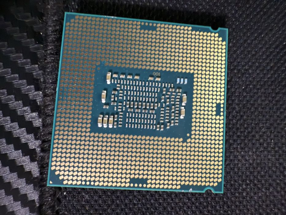 Процессор i3-8100