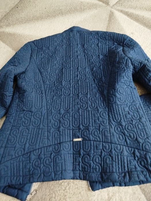 Geacă Guess mărimea S