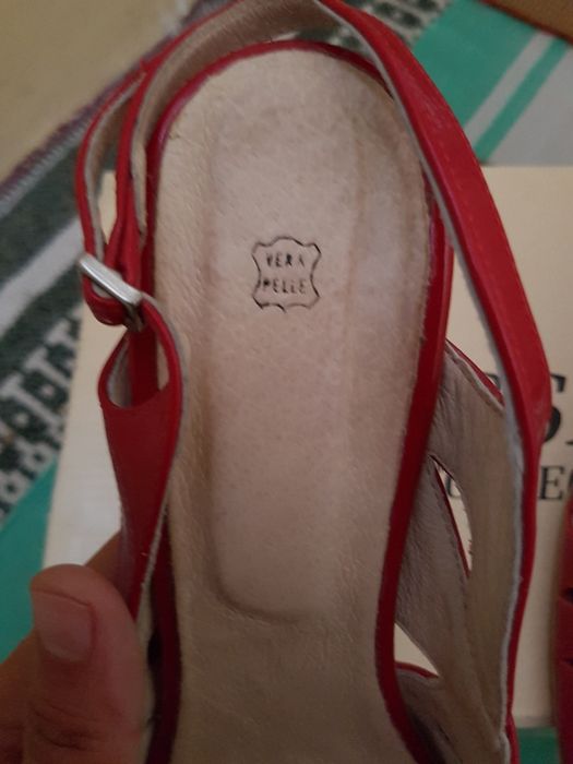 Sandale din piele naturala firma Rossetti marime 40