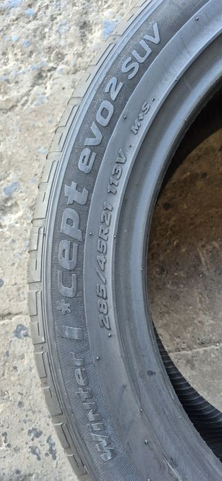 4 anvelope iarna Hankook 285/45/21,dot 2021.Pretul este pe bucata.