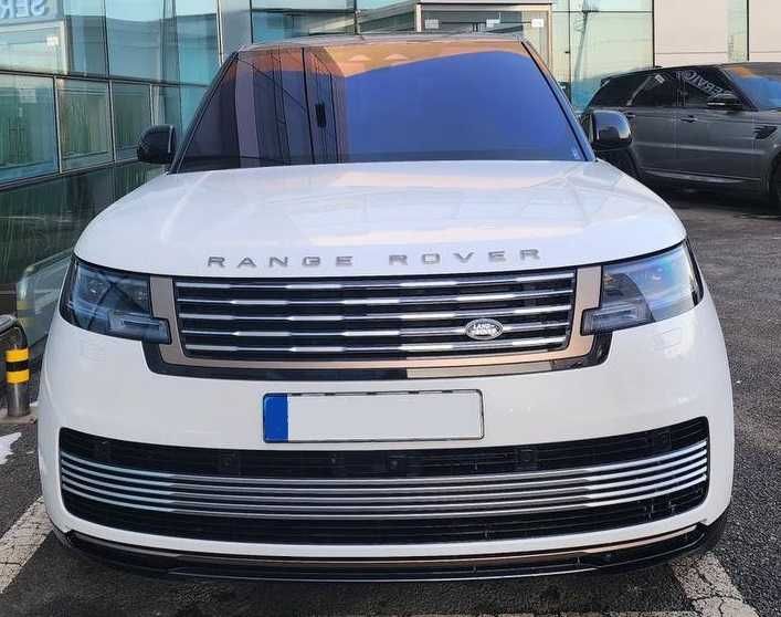 Range Rover Autobiography SV P615 готов воплотить ваши устремления