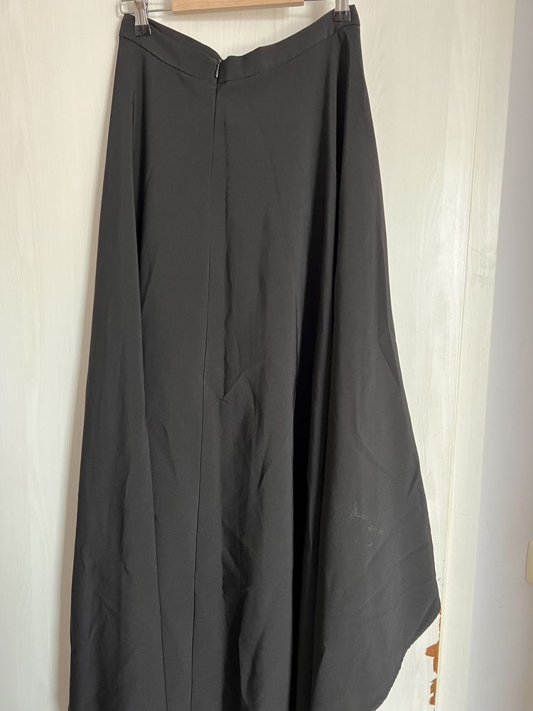Асиметрична пола и панталон Zara