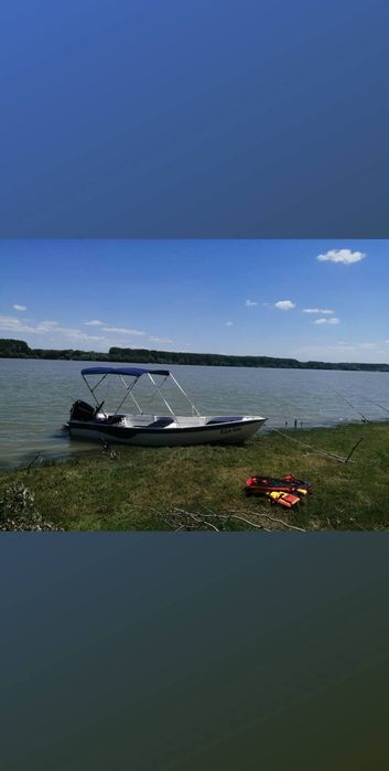 Vand barca black sea fishing 510 cu motor e-tec 30cp si peridoc