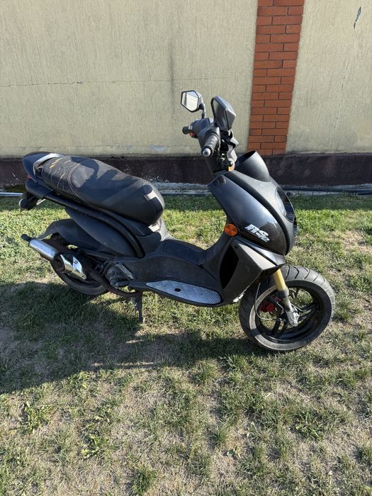 Scooter Peugeot Blaster RS