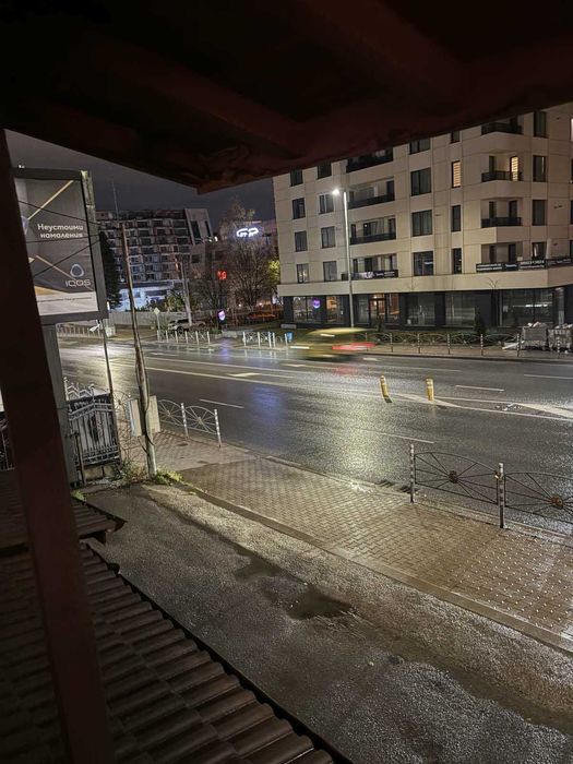 Отдавам помещение под наем 70кв