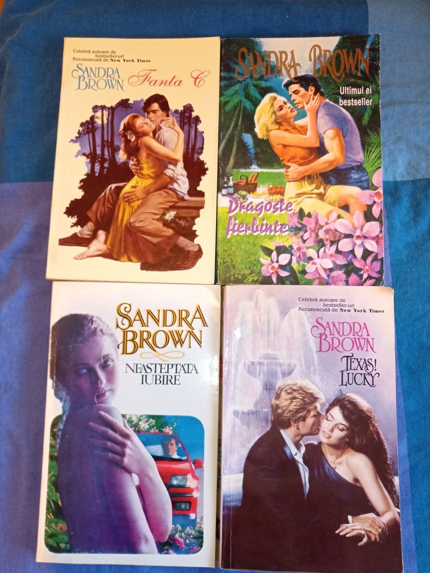 Cărți de Sandra Brown, Danielle Steel, Sidney Sheldon