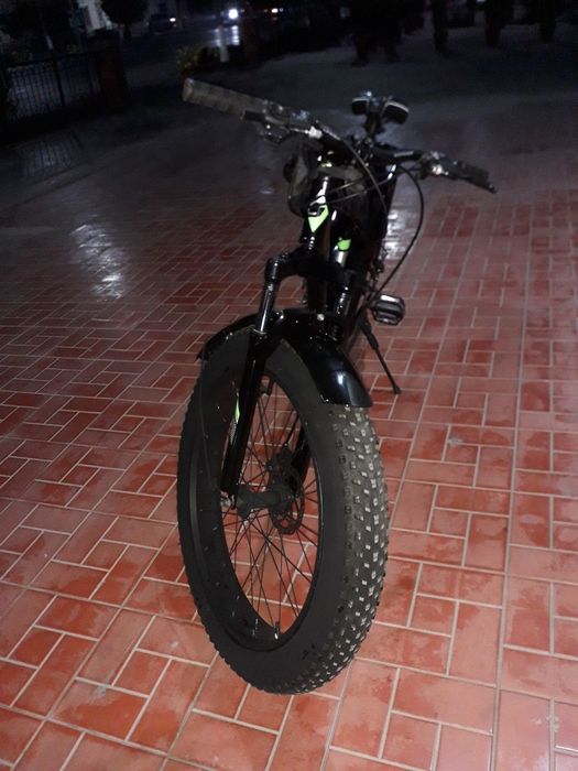 Велик сотилади зур холатда