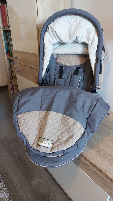 Cărucior bebeluși/ copii