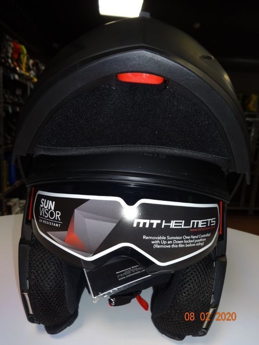 каска Mt helmets flux модуларна каска тъмни очила размери xs s l мотор