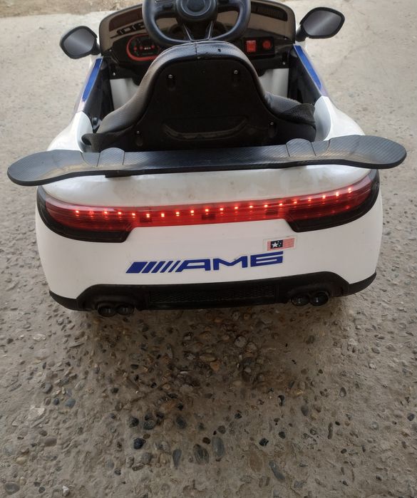 Болалар учун  Катта Пультли Мошина