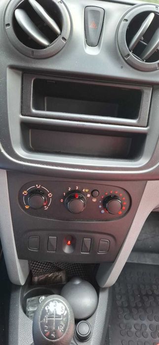 Vand Dacia Logan