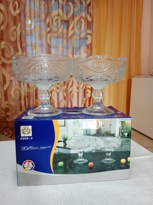 Продам конфетницы продам