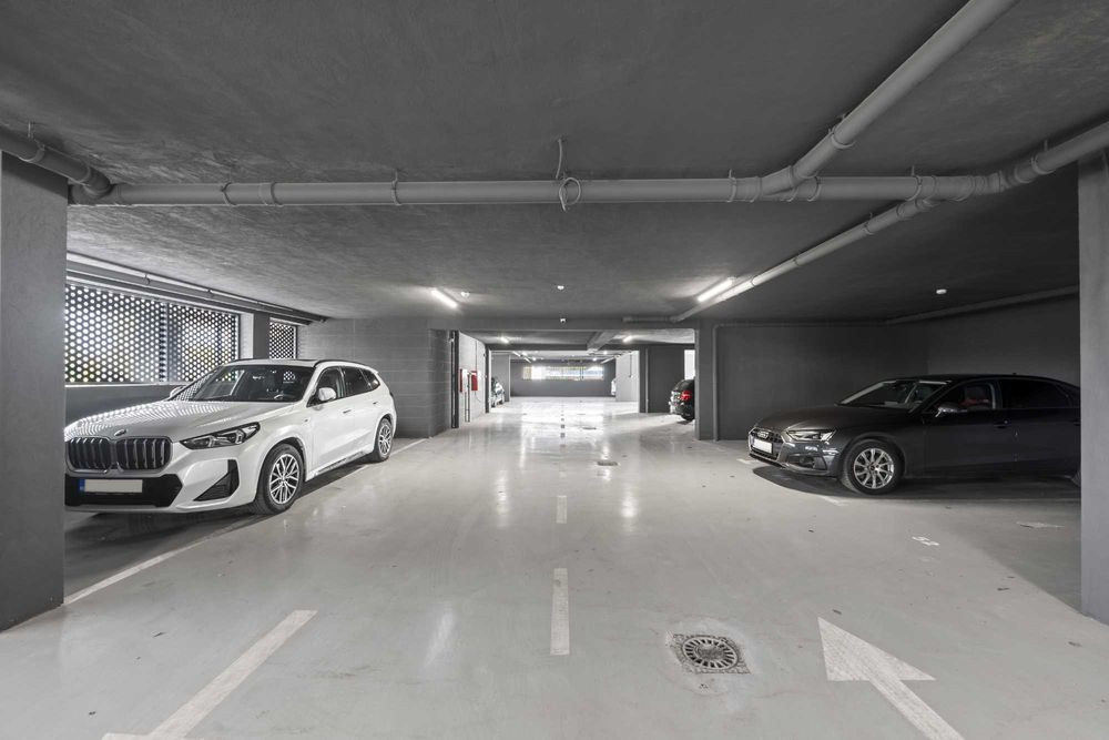 Black Friday DECEMBRIE, Ap. 3 camere Bd Mamaia 294B colt cu Unirii