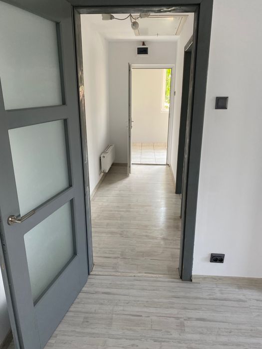 Vând apartament !!