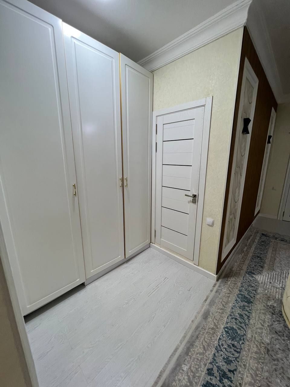 #ВЫСОКОПОТОЛОЧКА,Балкон 2×7, 83м²,Чиланзар 1 Квартал, 3\2\4, Продаётся