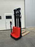 Transpaleta Liza electrica cu catarg VALLIFT DIN STOC CU GARANTIE!
