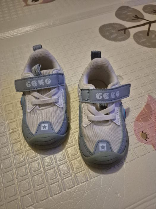 Бебешки маратонки