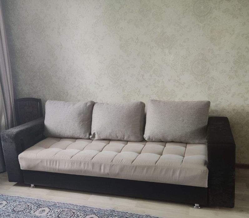 Мягкий уголок для гостинной