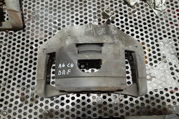 Etrier fata dreapta Audi A6 4F/C6 [2004 - 2008] wagon 5-usi 2.7 TDI M