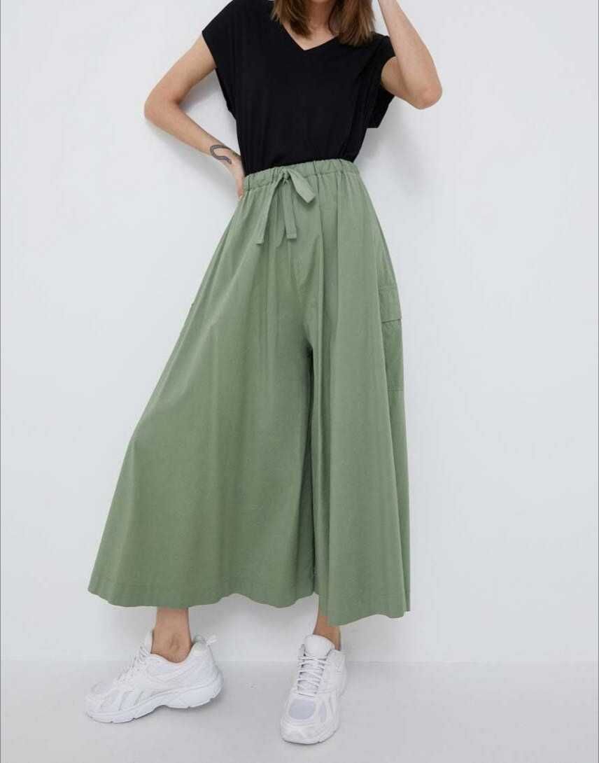 Fusta - Pantaloni Noua Pull&Bear, model foarte frumos, S, M, L, XL