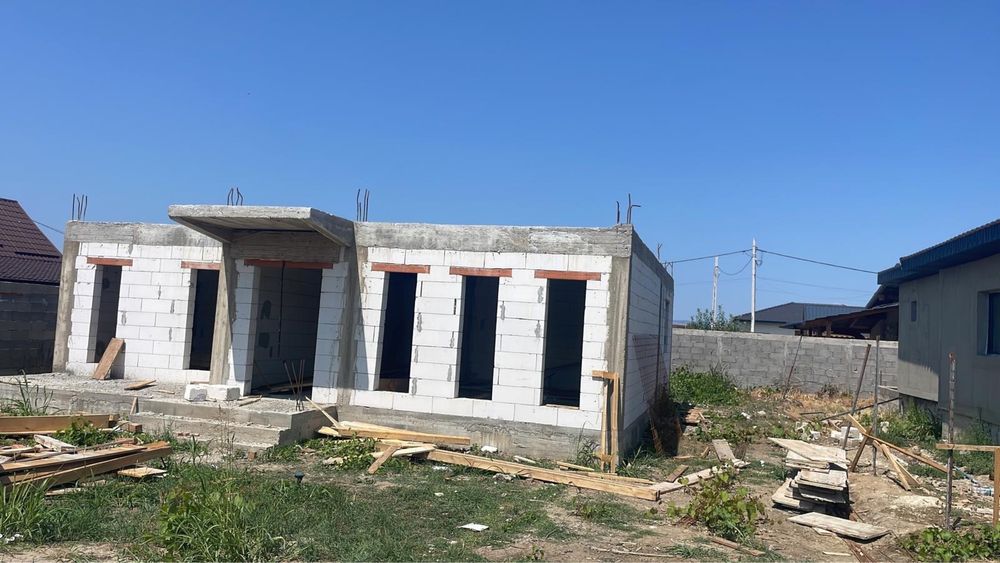 Casa de vanzare in Simian !