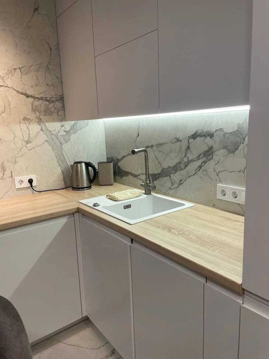 Сдаю 2х ком. 14/16 квартиру ЖК Chakar ор-р Дружба народов (Р5)