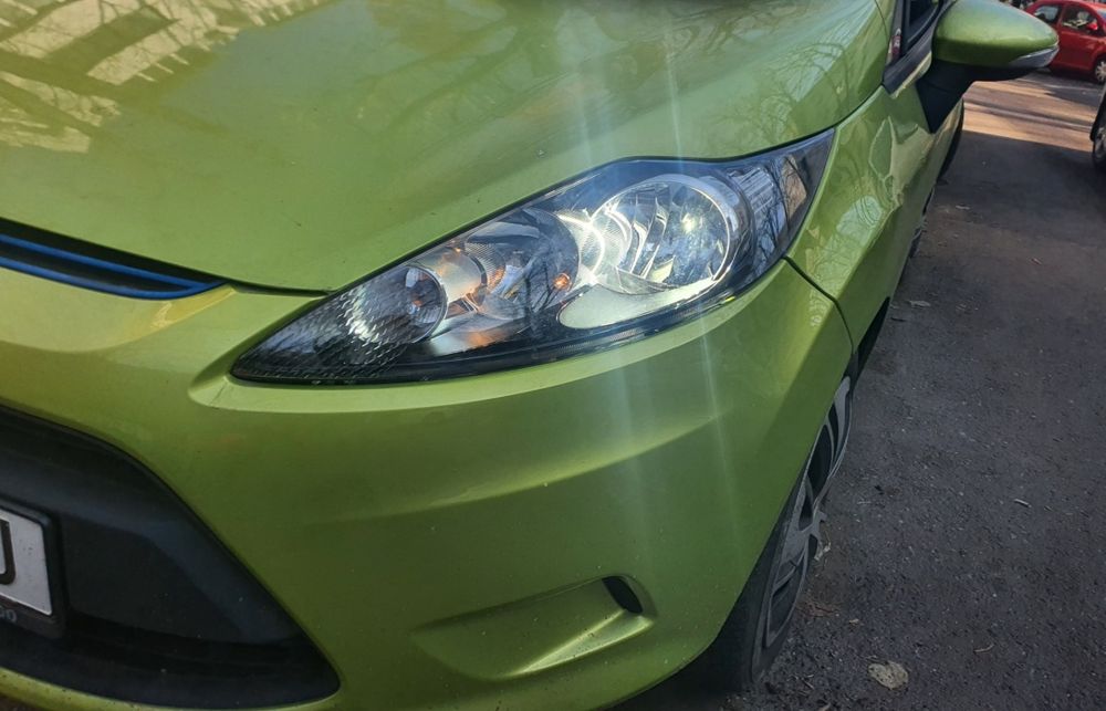 Ford Fiesta 160000 km, GPL, nefumător, AC, 8 anvelope iarna + vară