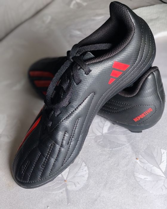 Спортивная обувь