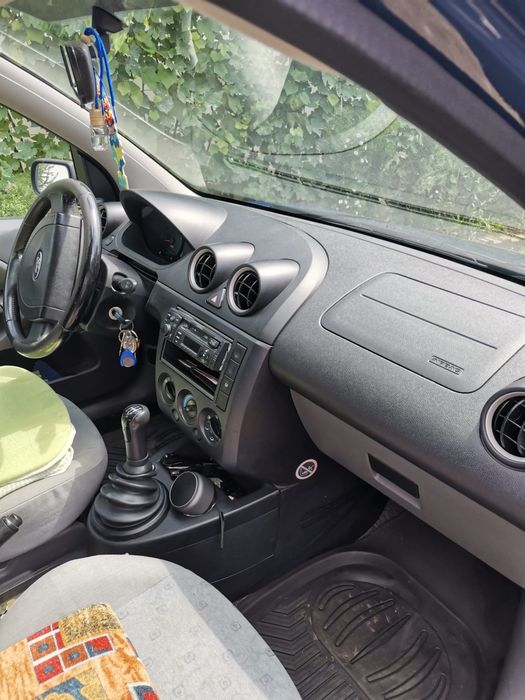 Vand Ford Fiesta